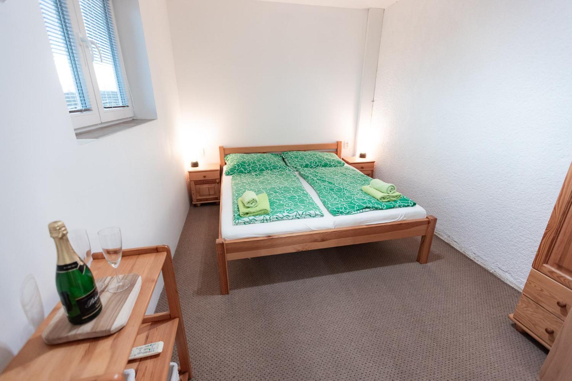 Hotel Rozkos Česká Skalice Quarto foto