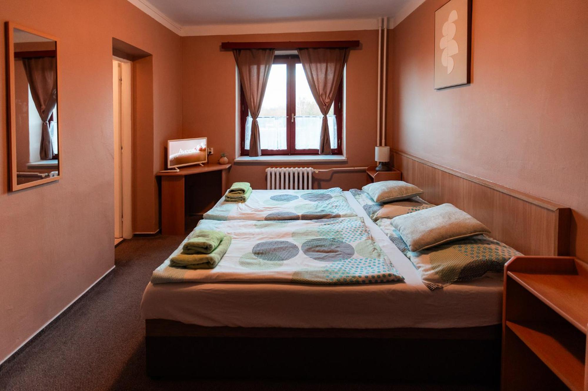 Hotel Rozkos Česká Skalice Quarto foto