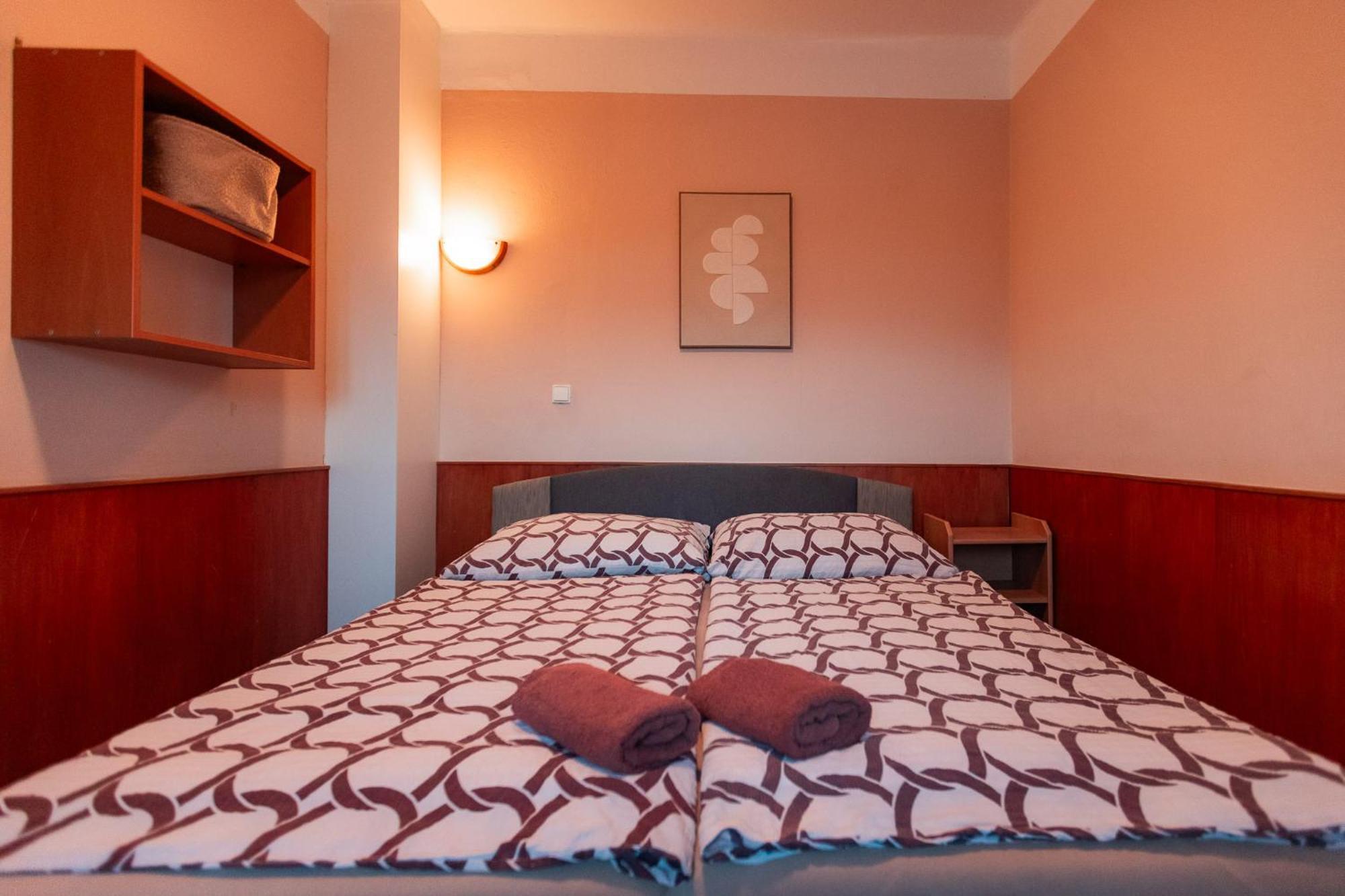 Hotel Rozkos Česká Skalice Quarto foto