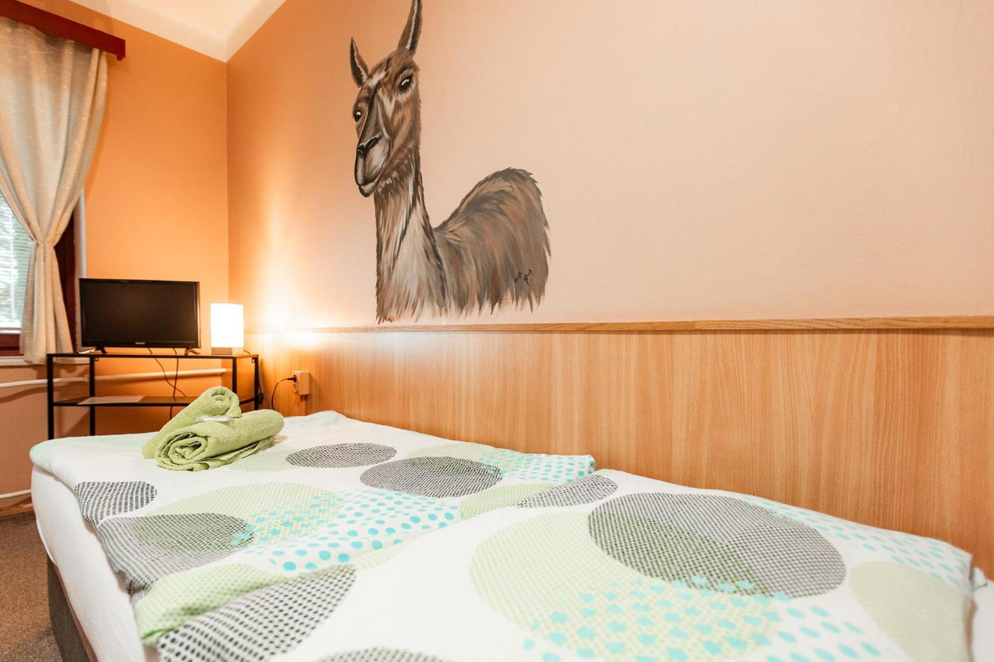 Hotel Rozkos Česká Skalice Quarto foto